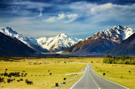 La Nuova Zelanda riaprirà ai turisti ad aprile 2022