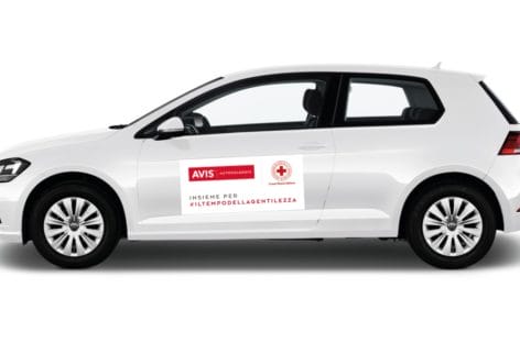 Avis Budget Group dona 98 veicoli alla Croce rossa italiana 