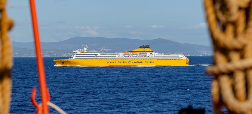 Corsica Sardinia Ferries Navi Gialle