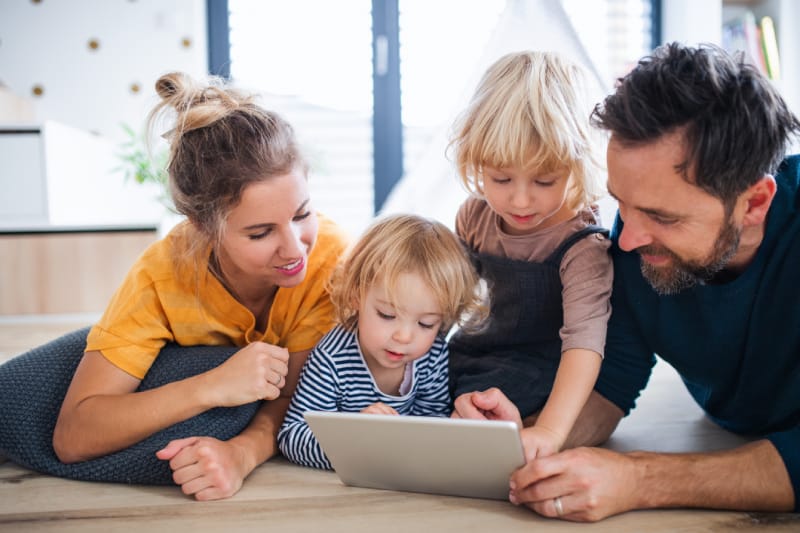 app tablet smile family famiglia famiglie