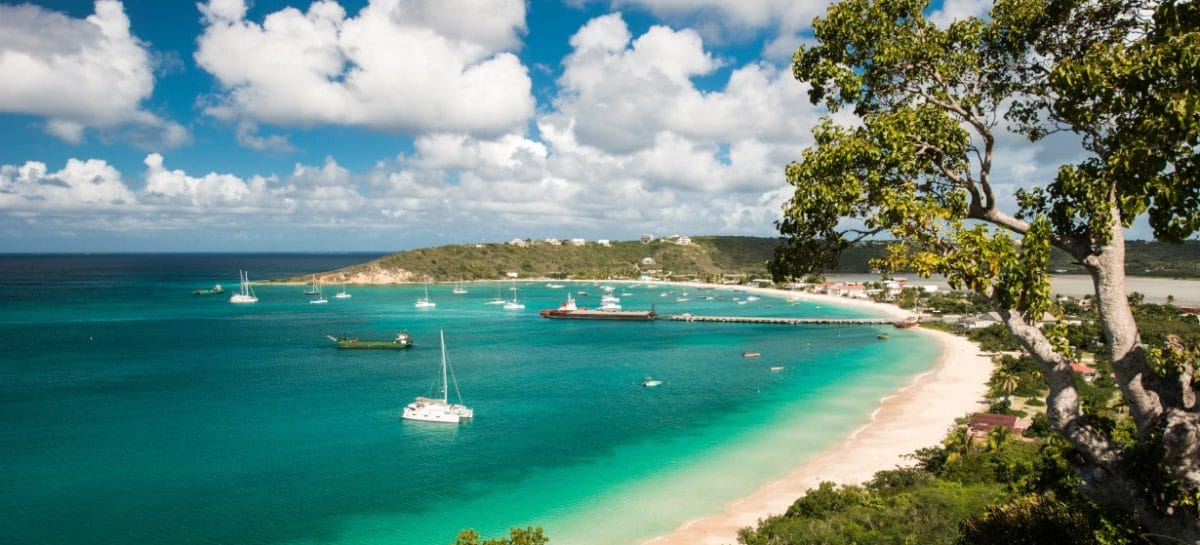 Anguilla, operazione sostenibilità ambientale per la ripresa 