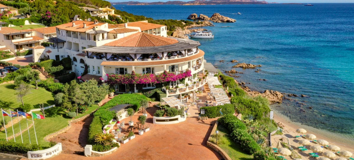 Baja, il 29 maggio riapre il Club Hotel in Costa Smeralda
