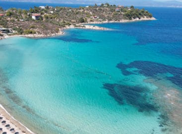 La Grecia riapre al turismo da metà maggio