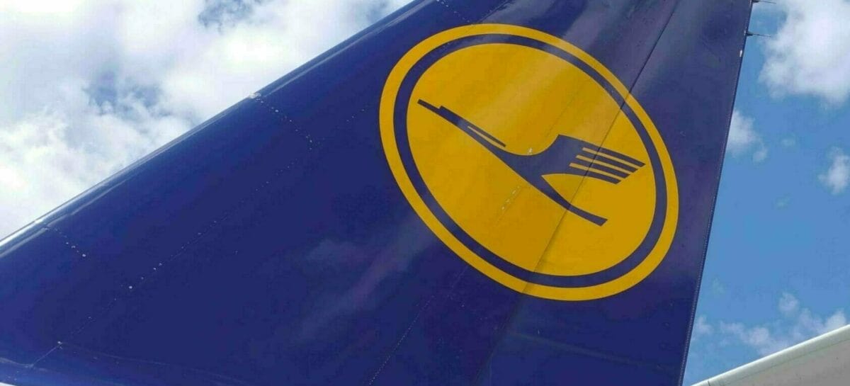 Lufthansa aumenterà gli stipendi a 19mila assistenti di volo