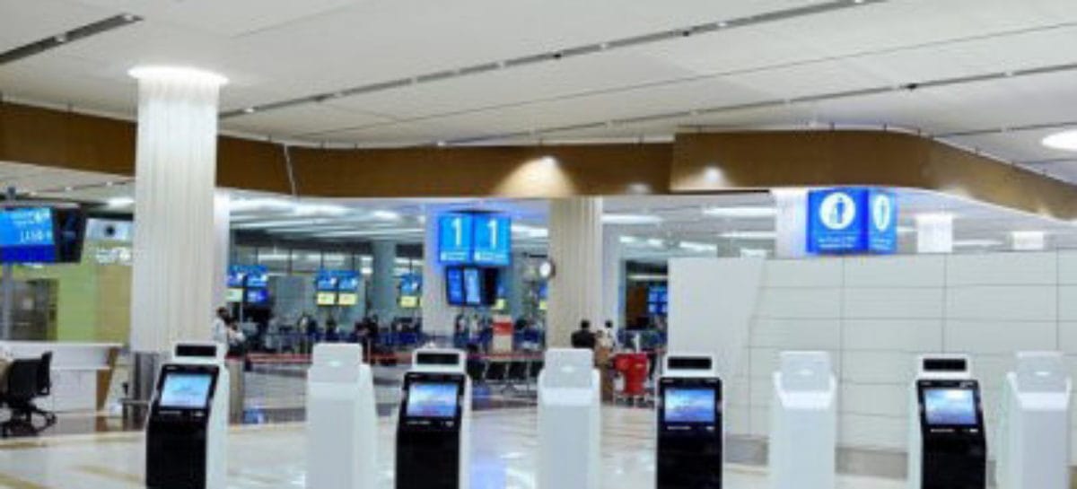 Emirates accelera sull’esperienza contactless in aeroporto