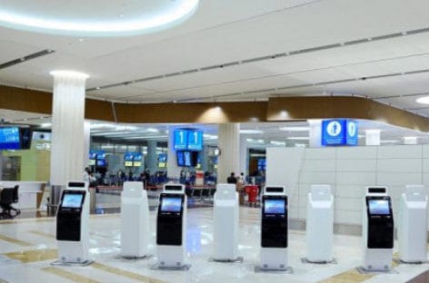 Emirates accelera sull’esperienza contactless in aeroporto