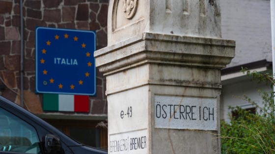 Austria, triplo tampone e quarantena per i rientri in Italia