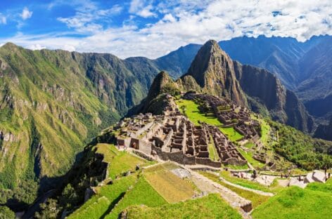 Machu Picchu riapre a numero chiuso: solo 900 pass al giorno