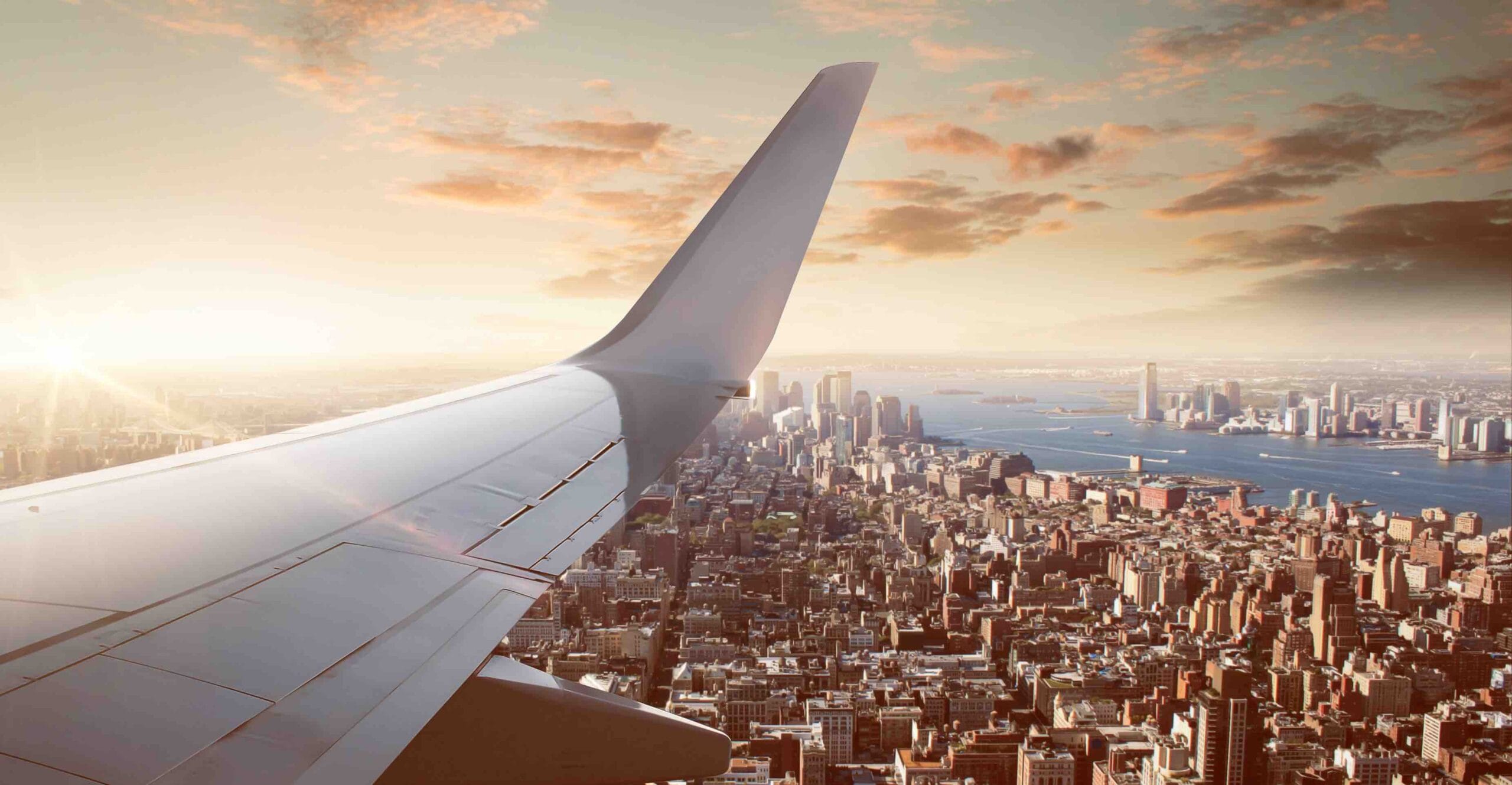 Caos voli, ora le cancellazioni colpiscono New York L'Agenzia di