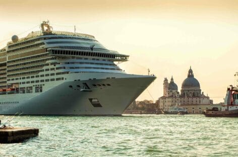 Grandi navi fuori dalla laguna di Venezia: arriva l’ok del Cdm