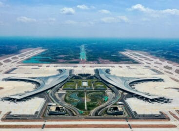 Cina, l’era dei mega aeroporti: apre il Chengdu Tianfu International