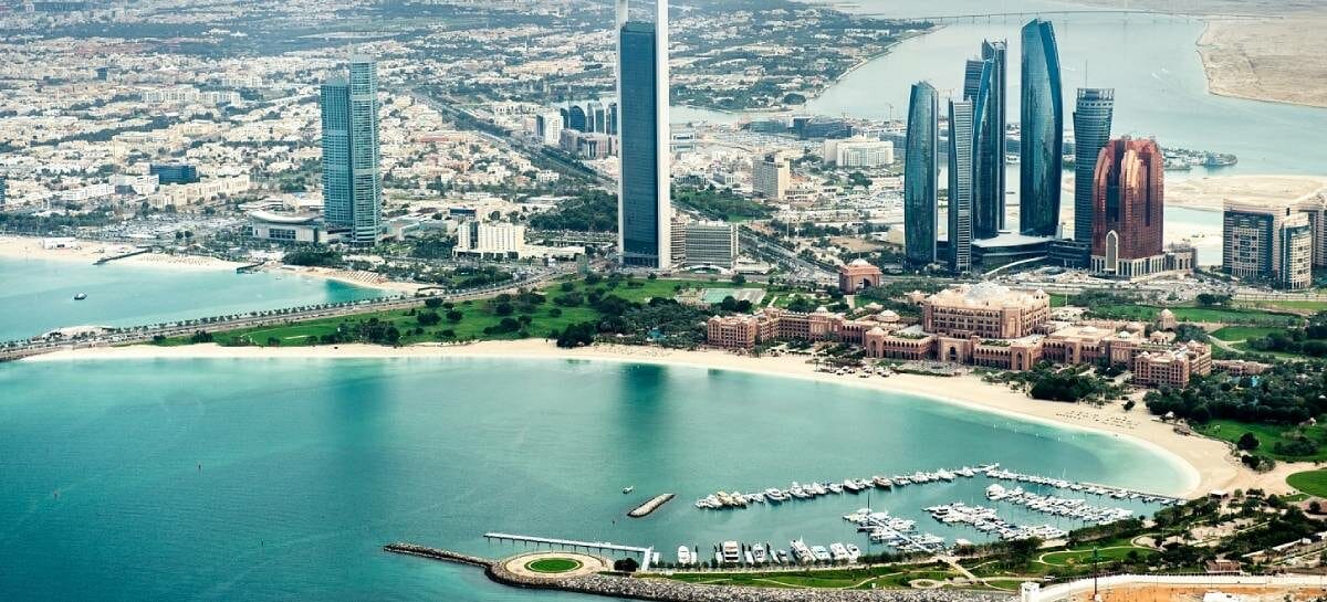 Abu Dhabi, ecco le linee guida per i turisti in arrivo