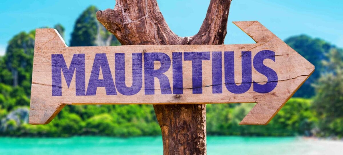 Mauritius apre ai turisti vaccinati senza più restrizioni