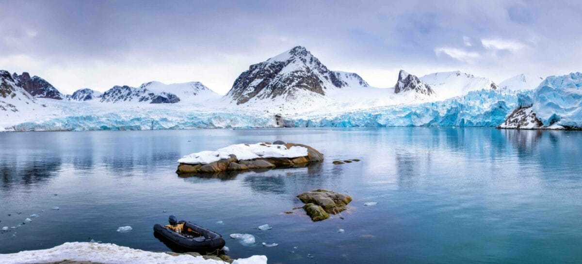 La Norvegia protegge l’ecosistema: Svalbard a numero chiuso