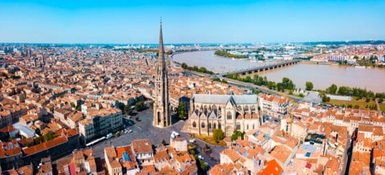 Bordeaux e Valencia sono le Capitali europee del turismo intelligente 2022