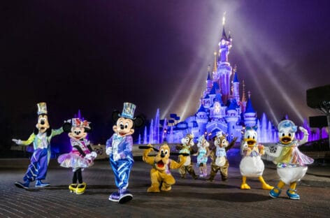 La nuova era di Disneyland Paris tra droni e sculture cinetiche
