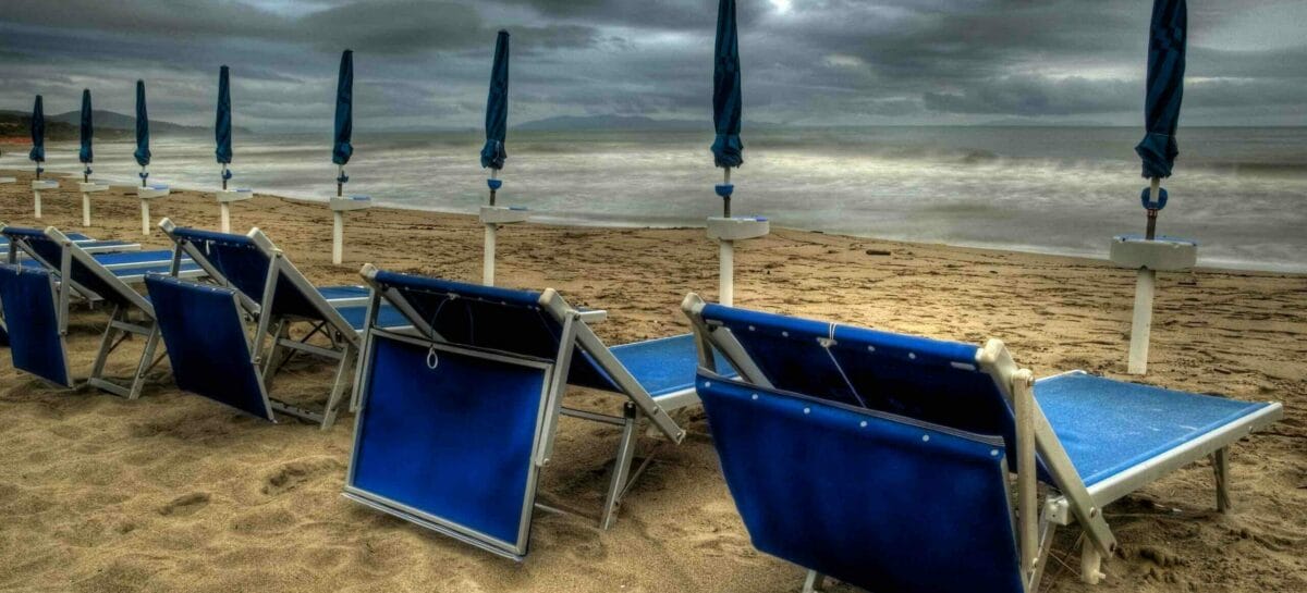 Maltempo al mare? Con Spiagge.it l’assicurazione rimborsa l’ombrellone