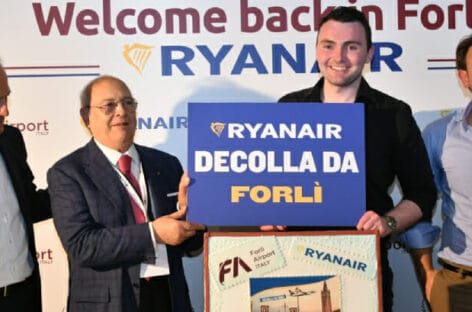 Ryanair torna a volare da Forlì su Palermo e Katowice