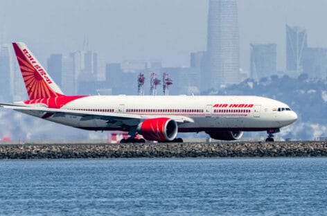 Air India, il volo diretto Milano-New Delhi è tornato
