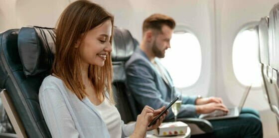 Wifi a bordo, verso l’addio alla modalità aereo