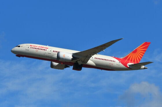 Air India risorge con un maxi ordine da 540 aerei