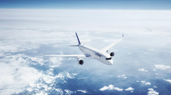 Lufthansa, terzo miglior anno di sempre: fatturato a 35,4 miliardi