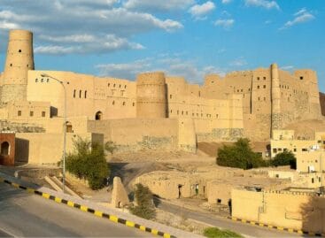 Oman Expert/5 Forti, castelli e siti Unesco