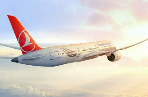 Turkish Airlines, da aprile il volo Bari-Istanbul diventa giornaliero