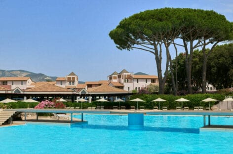 Riapre il Garden Toscana Resort, il “villaggio giardino” più esteso d’Italia
