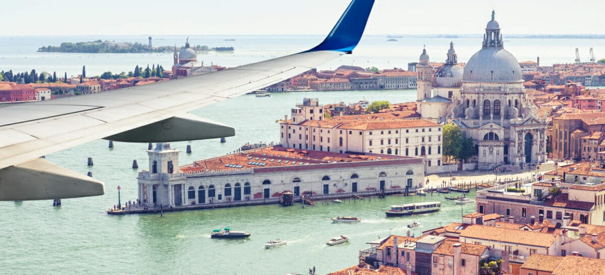 Venezia, tagli-shock di Ryanair contro l’aumento delle tasse