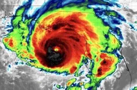 Usa, l’uragano Idalia travolge la Florida: trasporti in tilt