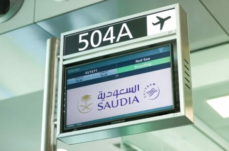 Arabia Saudita, il progetto Red Sea decolla con l’arrivo dei primi voli
