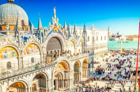 Venezia, un codice deontologico per il turismo organizzato