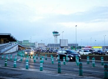 Allarme bomba, aeroporti francesi di nuovo in tilt