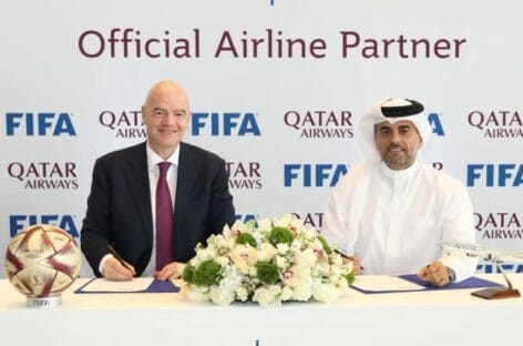 Calcio, Qatar Airways global airline partner di Fifa fino al 2030