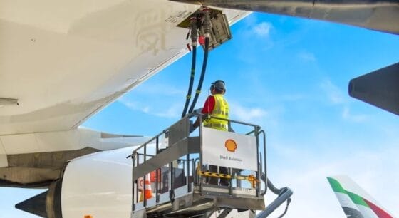 Sostenibilità, primo volo Emirates con il 40% di Saf
