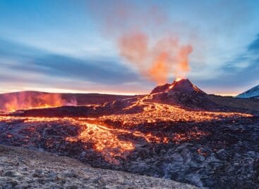 Islanda, erutta il vulcano. Allerta rossa per i voli