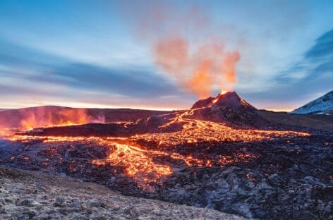 Islanda, erutta il vulcano. Allerta rossa per i voli