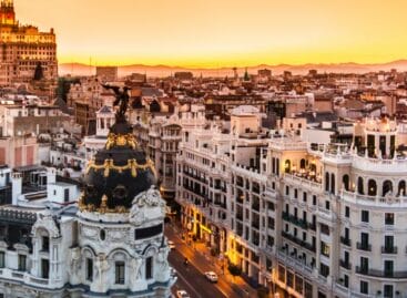 Natale e Capodanno, i trend di viaggio eDreams: Parigi al top, cresce la Spagna