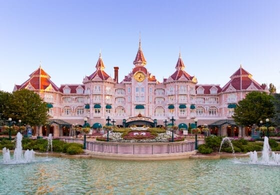 Disneyland Paris, riapre l’hotel a 5 stelle alle porte del parco
