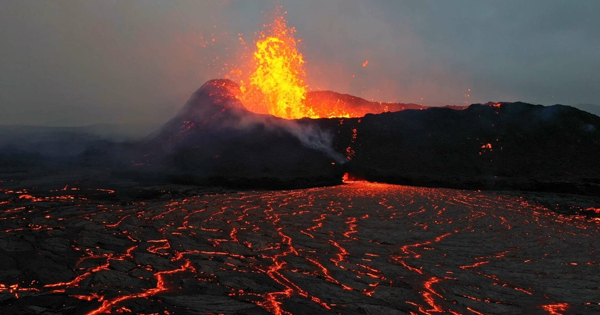 vulcano islanda 2023