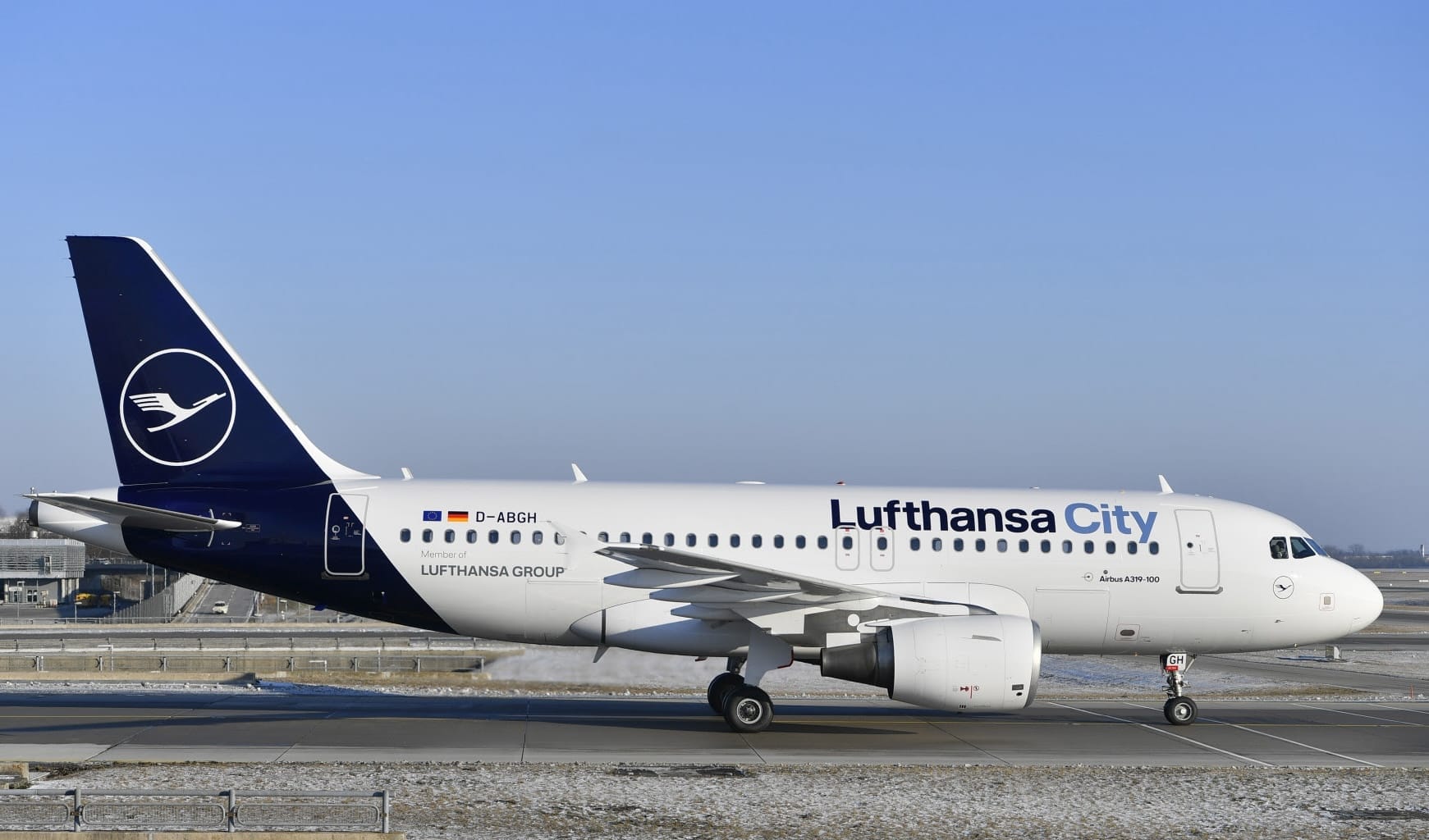 LUFTHANSA CITY