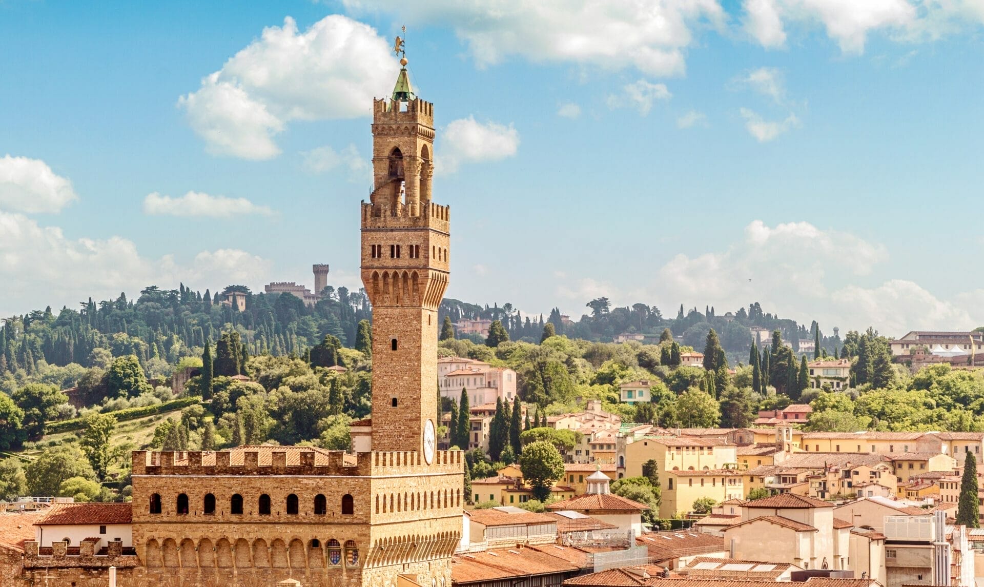 Affitti brevi, nuovo scontro fra Comune di Firenze e immobiliari