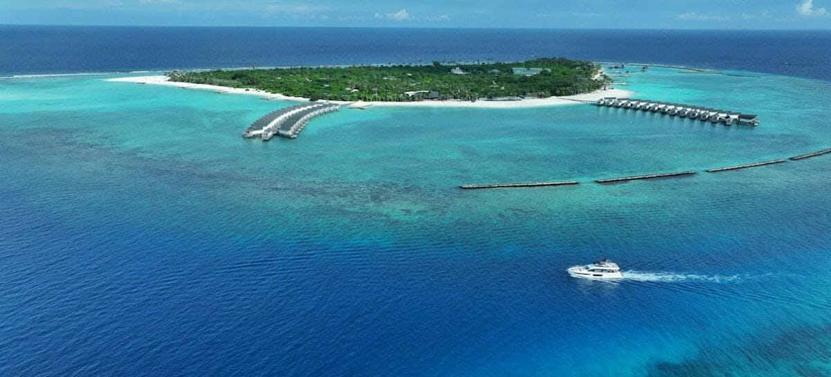 Oceano Indiano, opening in vista tra gli atolli maldiviani