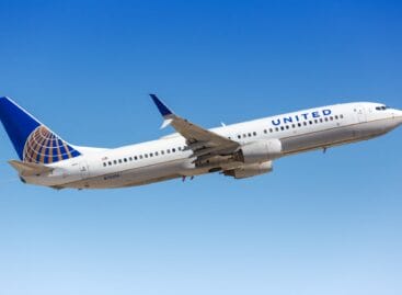 Ancora guai per Boeing: un 737 United atterra senza pannello