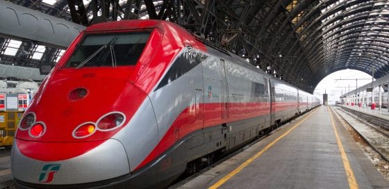 Trenitalia in fiera con il grande ritorno del Frecciarossa Milano-Parigi