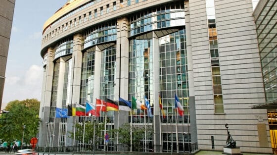 Affitti brevi, l’Ue detta legge: approvato il Codice Unico
