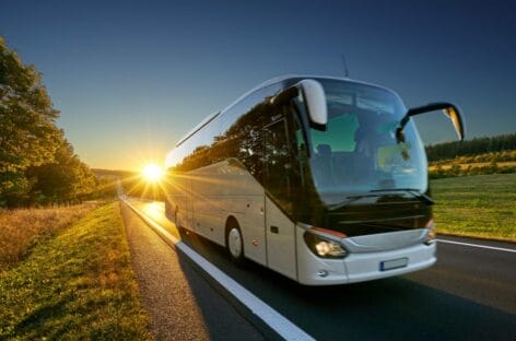Bus turistici, accordo con Autogrill: vantaggi nelle aree di servizio