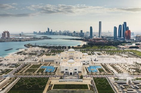 Abu Dhabi vara il Carbon Calculator: è obbligatorio per gli hotel