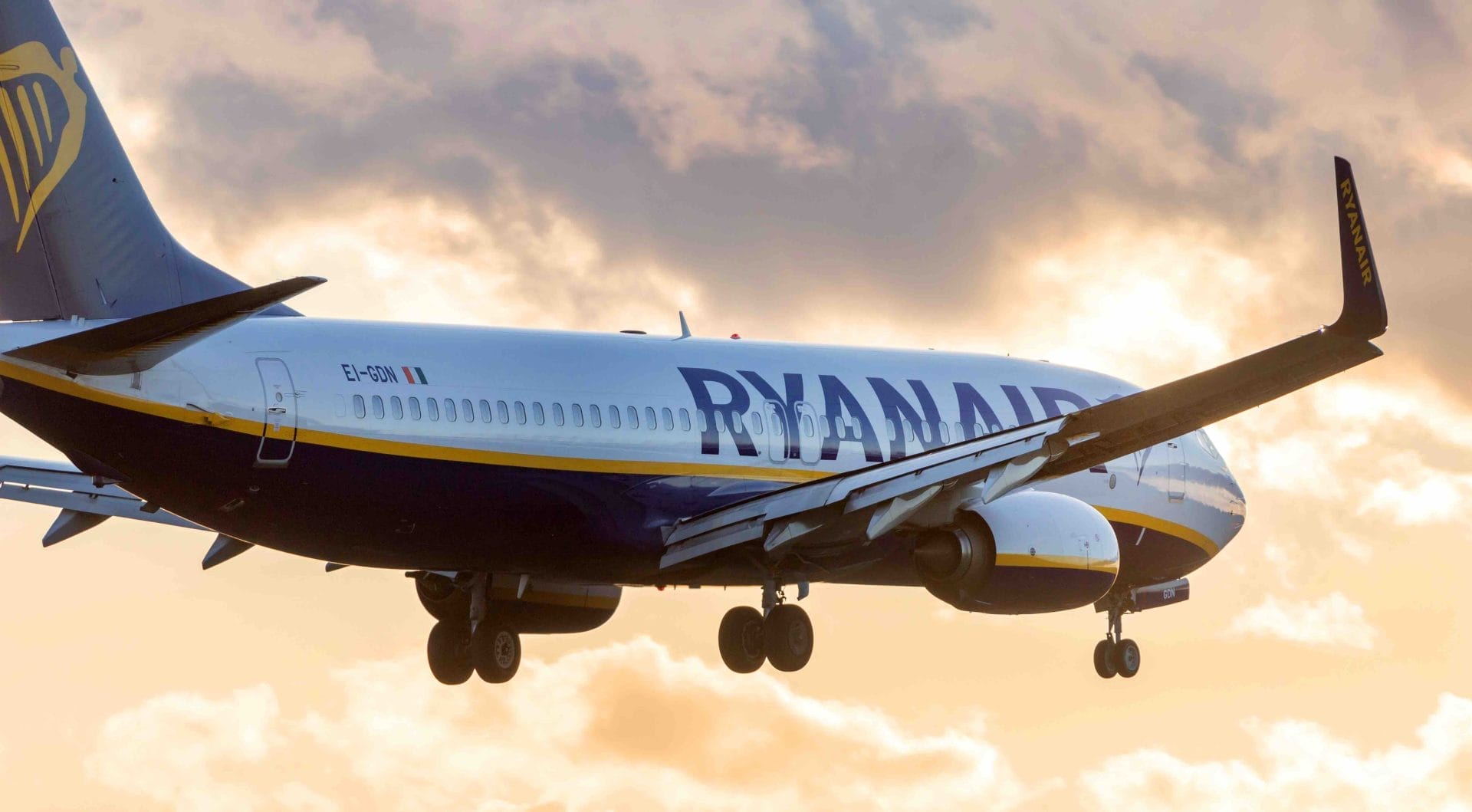 Ryanair, l’obbligo di carta d’imbarco digitale slitta a novembre